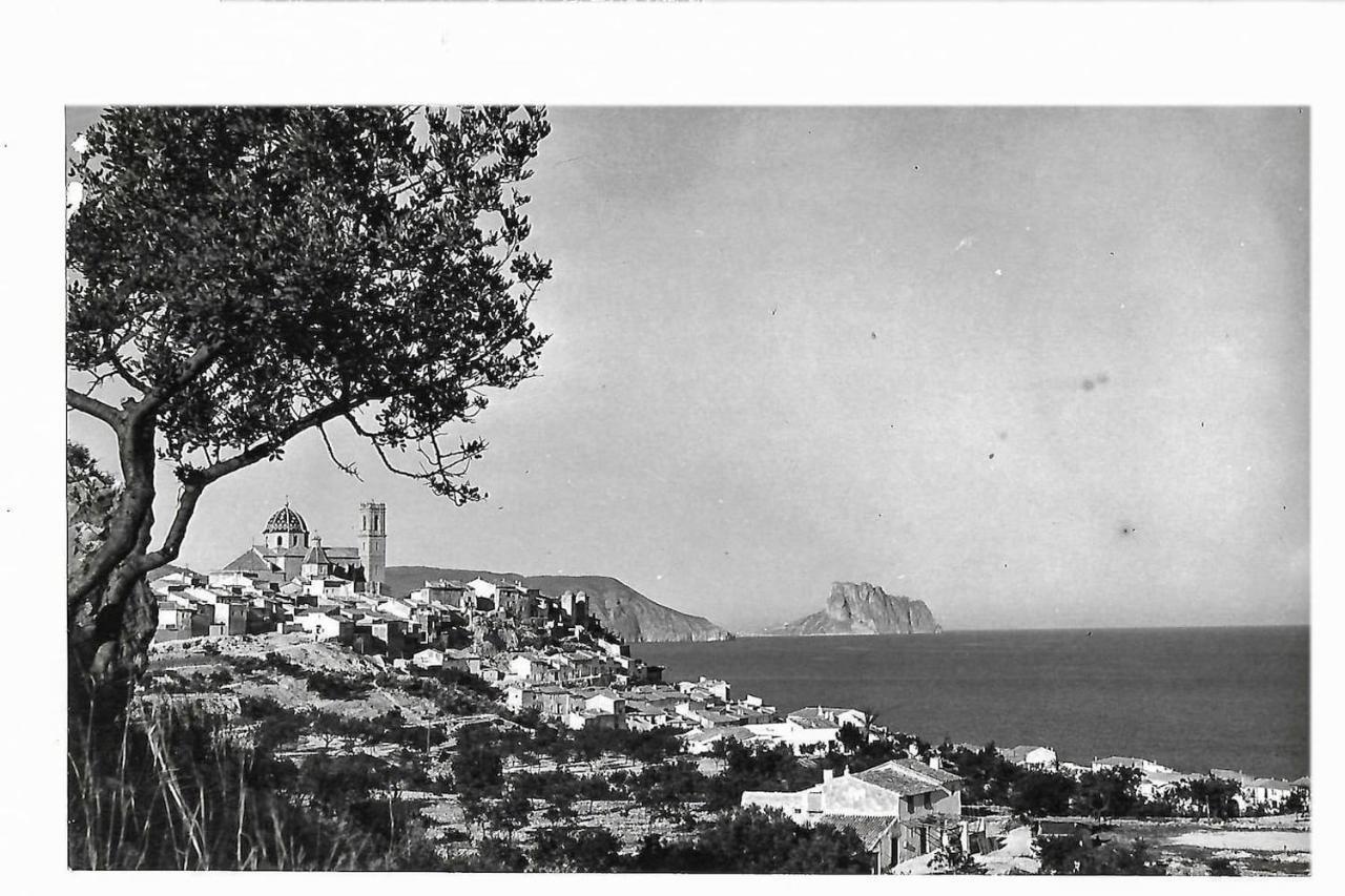 Escapada Romantica En Atico Frente Al Mar Con Piscina Apartman Altea Kültér fotó